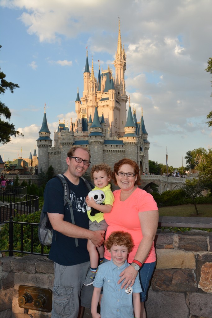 Memory Maker | Family Vacation Photos | Disney World