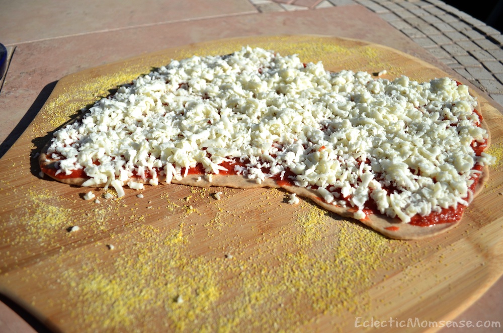 Confetti Grilled Pizza recipe and Instructions for grilling the perfect pizza
