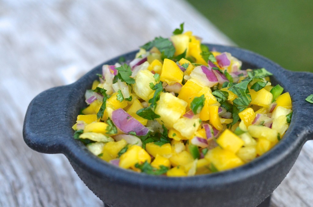 Lemon Pepper Chicken & Mango Pineapple Salsa - Eclectic Momsense