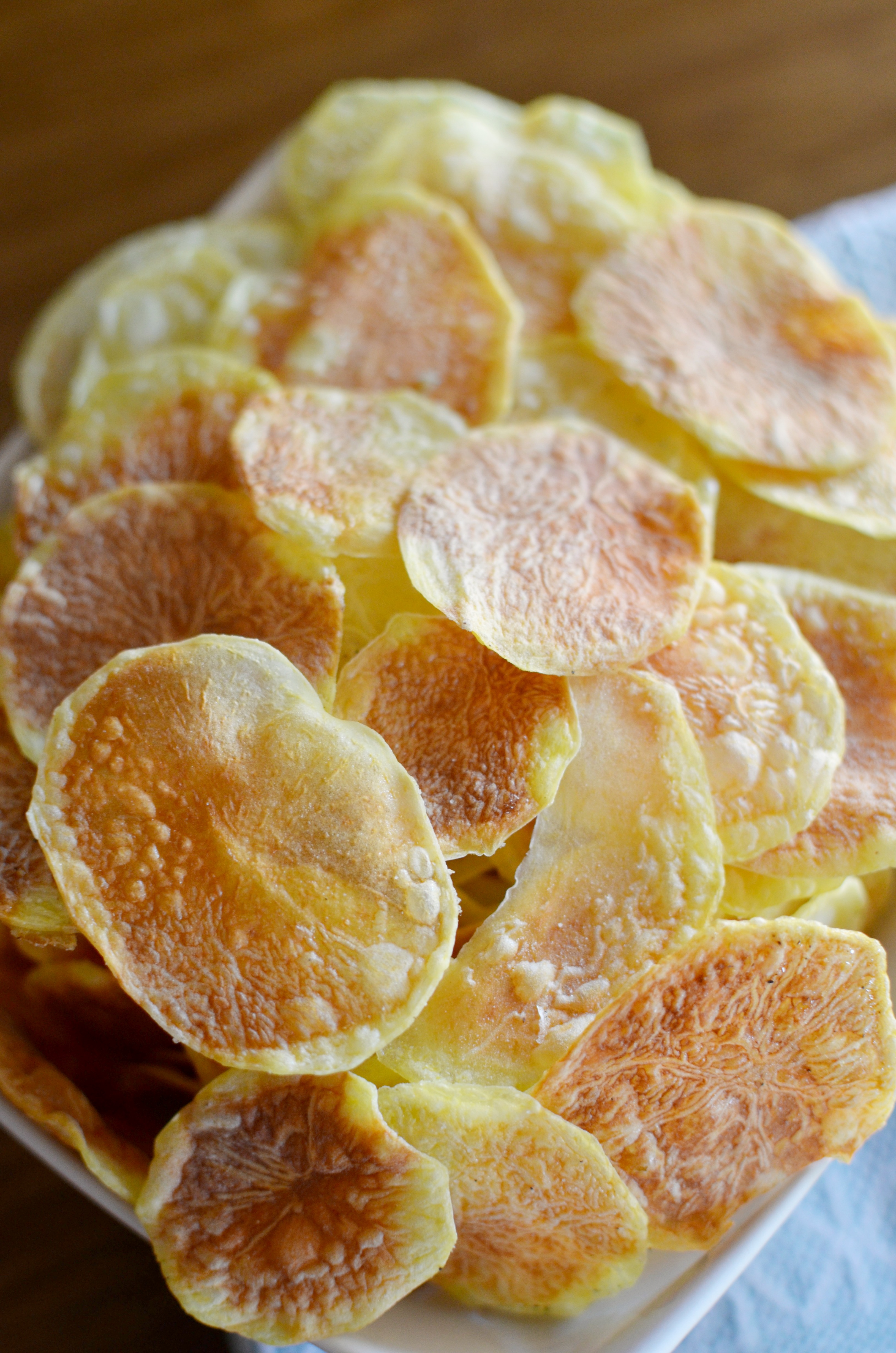 Easy Microwave Potato Chips Recipe • quick and healthy!