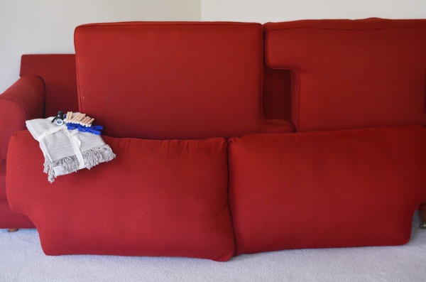 How to Build a Sofa Fort + Printable Fort Building Kit AD
