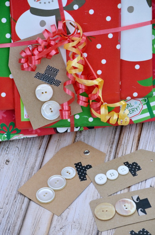 Button Snowman Gift Tags