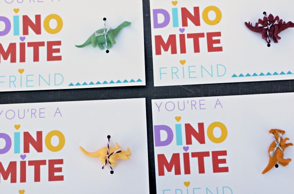 FREE printable dino-mite Valentine card.