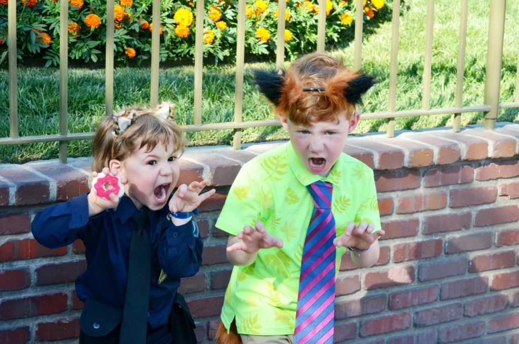 ZOOTOPIA Family Costumes! Easy group Halloween costume ideas.