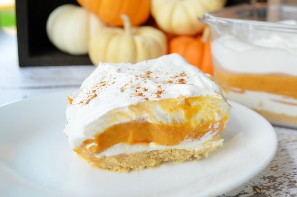 Pumpkin Pie Lasagna | Delicious no-bake layered dessert.