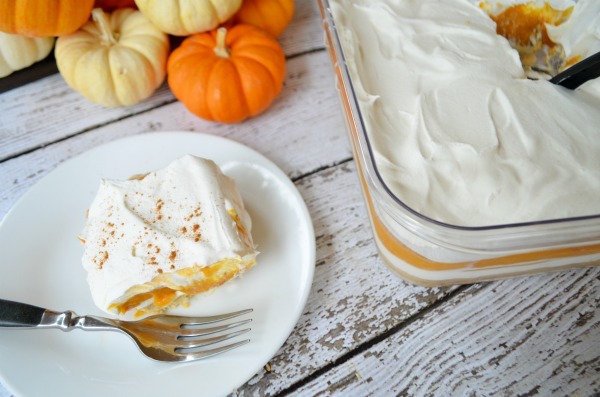 Pumpkin Pie Lasagna | Delicious no-bake layered dessert.