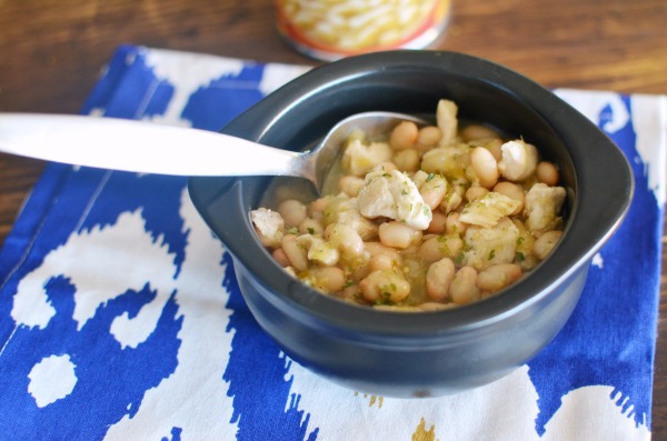 White Chicken Chili recipe made easy with @SWBeans. #SWBeans #IC #ad