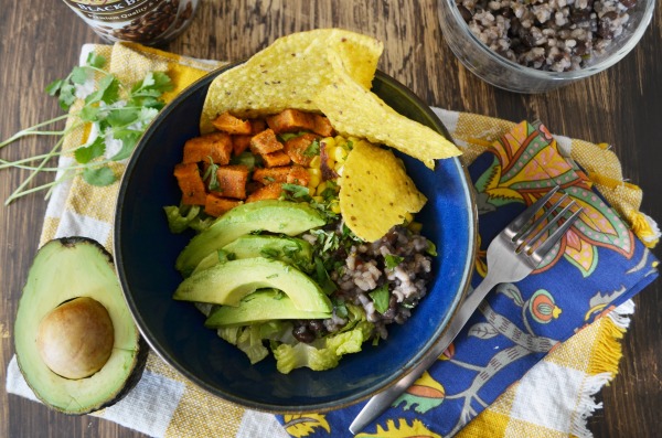 https://eclecticmomsense.com/wp-content/uploads/2017/09/tasty-burrito-bowl.jpg