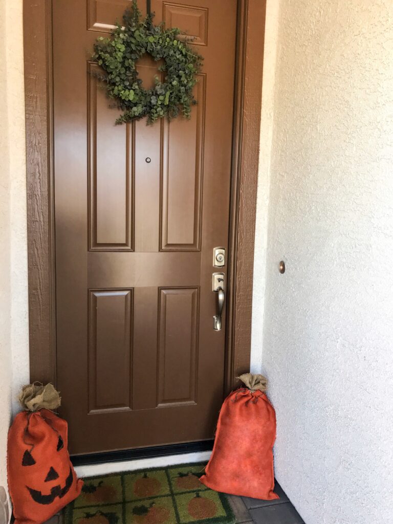 Reversible burlap pumpkin